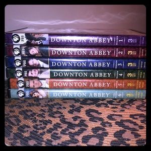 DOWNTON ABBEY - Seasons 1-6 DVD SET!!!!!!👑